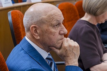 Депутаты назначили дату выборов и утвердили Уполномоченного по правам человека